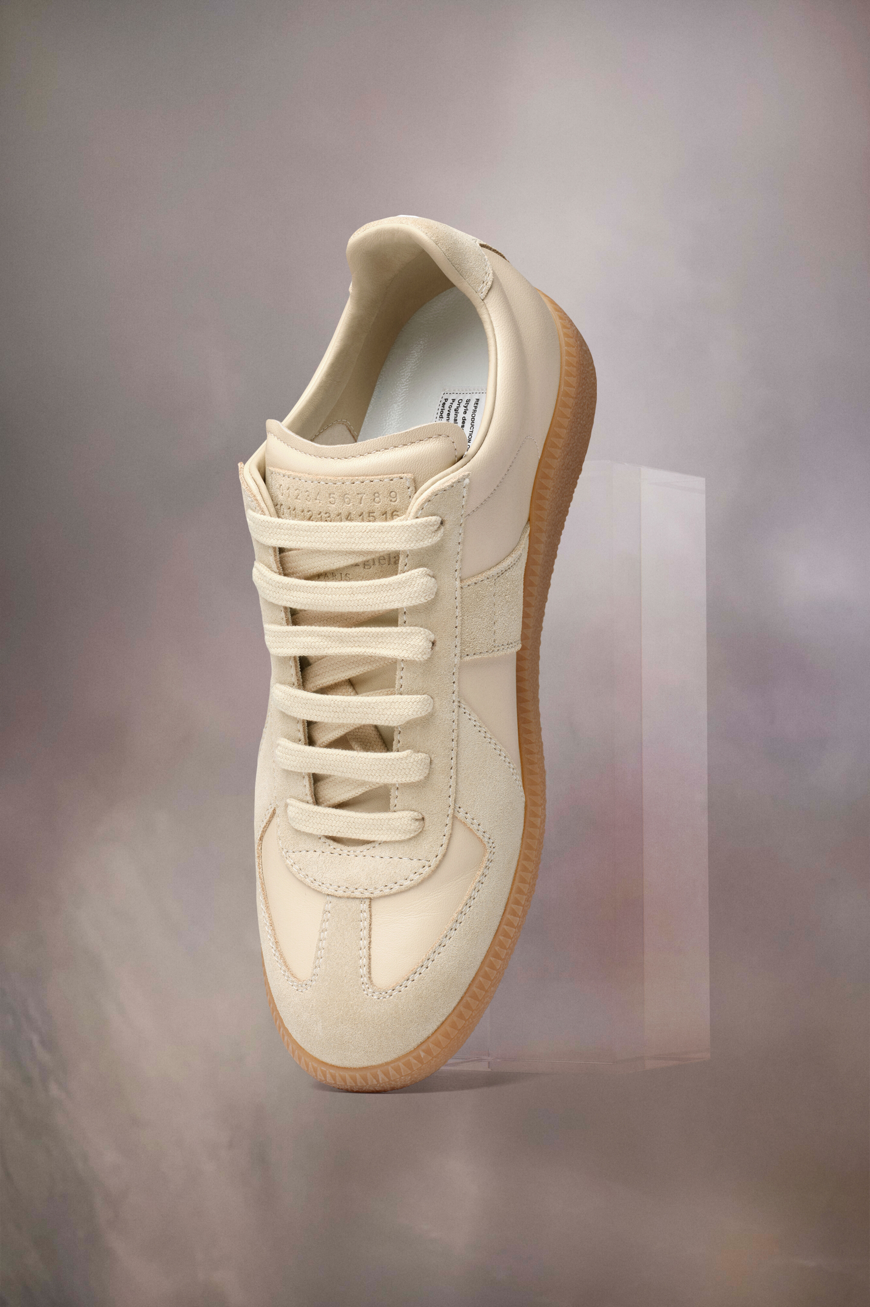 Sneakers Replica en cuir pour femme Beige