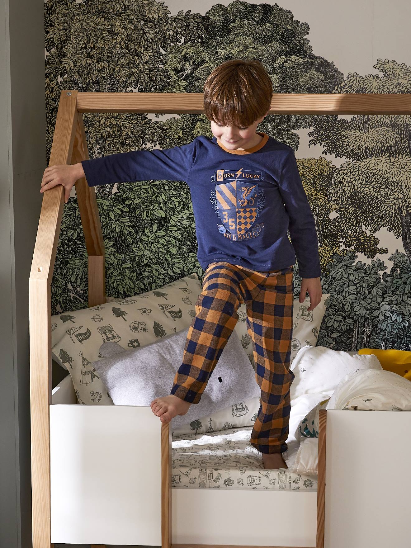 Calça de flanela azul-marinho e pijama com brasão para meninos