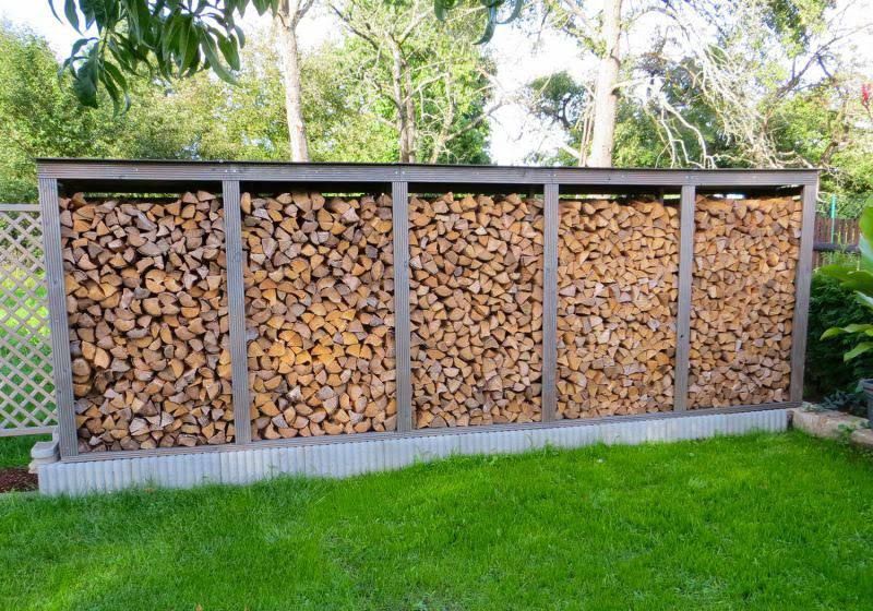 Kaminholzregal aus hochwertigem Holz