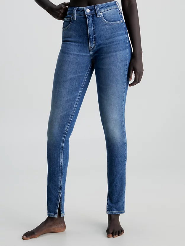 Calça jeans super skinny de cintura alta até o tornozelo