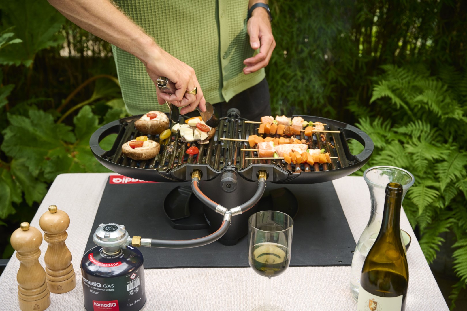 nomadiQ model 3.0 draagbare gas bbq - Black