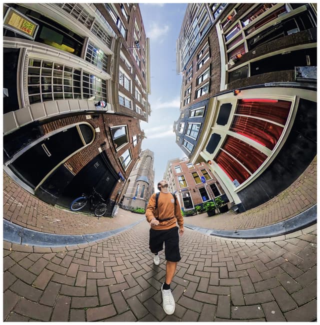 GoPro Max 360: Versatile, stable, waterproof 6K action cam with GPS.