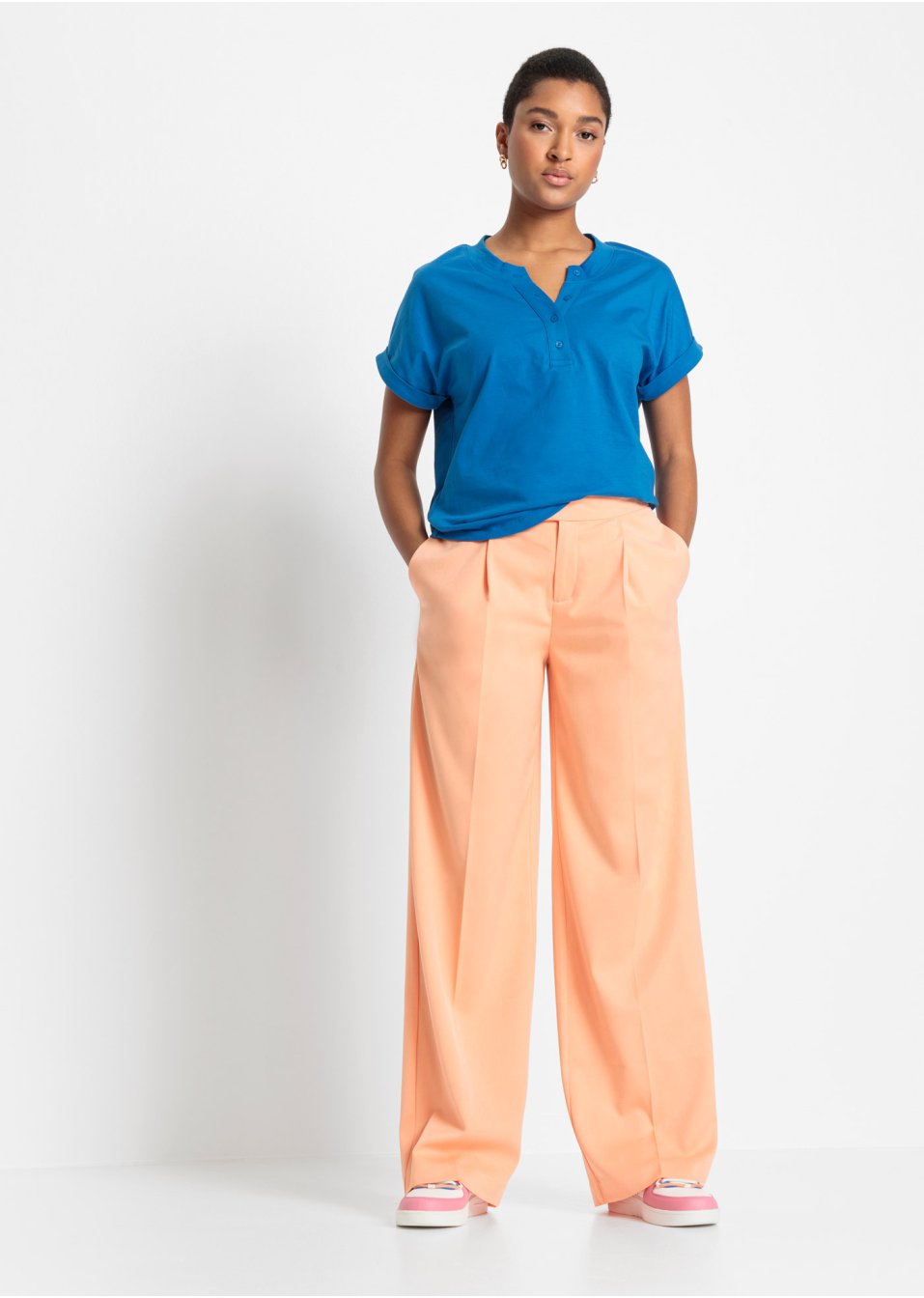 T-shirt boxy avec patte de boutonnage