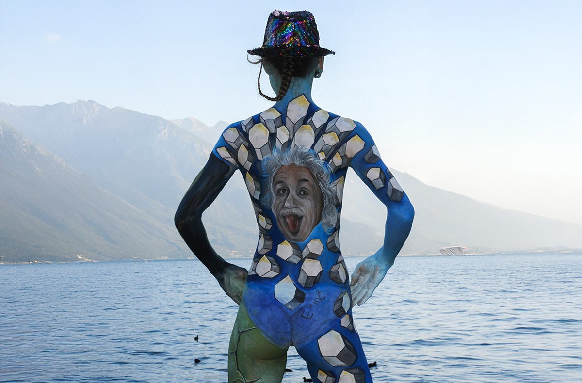 Bodypainting Fotoshooting in Garmisch-Partenkrichen als besondere Geschenk