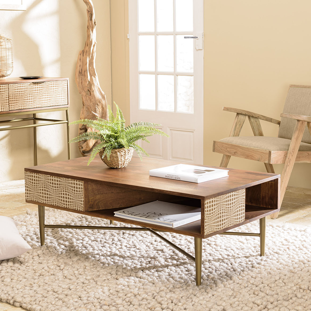 Macabane Table basse en bois de manguier 2 niches Alix marron - 116x65x47 cm