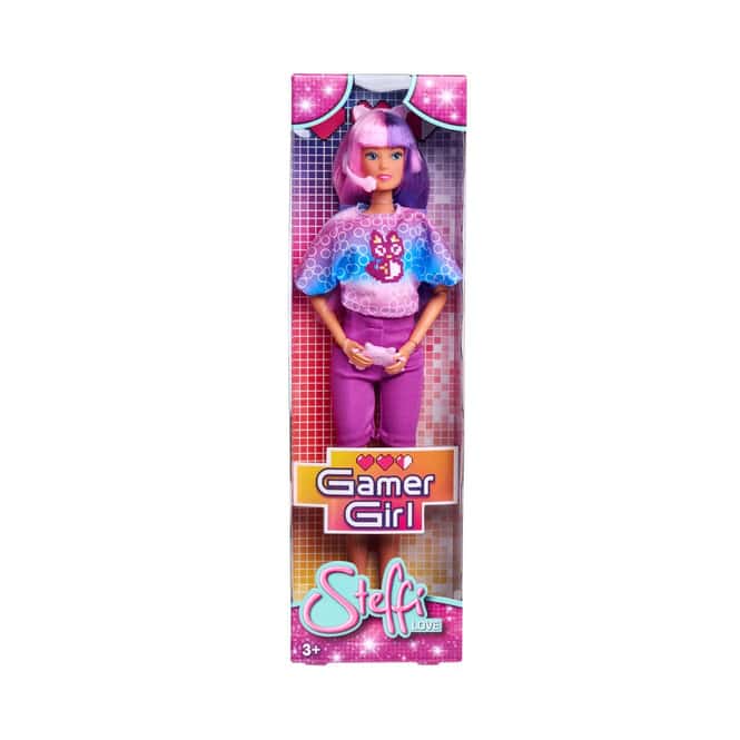 Steffi Love - Gamer Girl