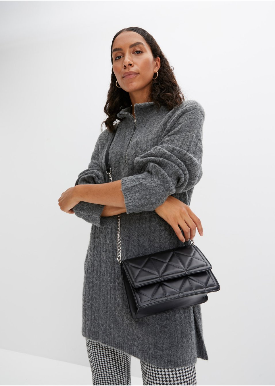 Pull long avec motif torsadé
