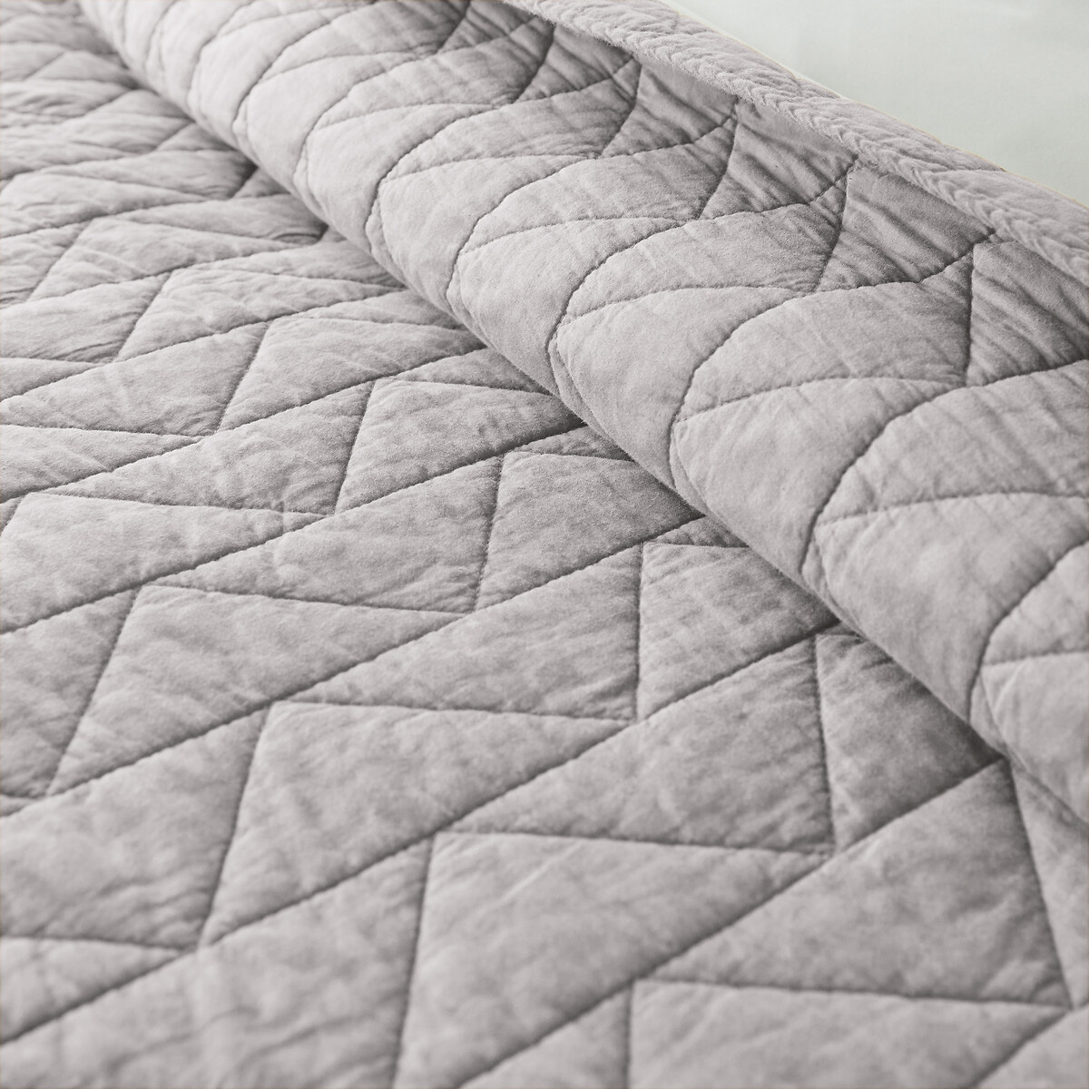 LA REDOUTE INTERIEURS<br>Colcha de algodão acolchoada Zig Zag Scenario