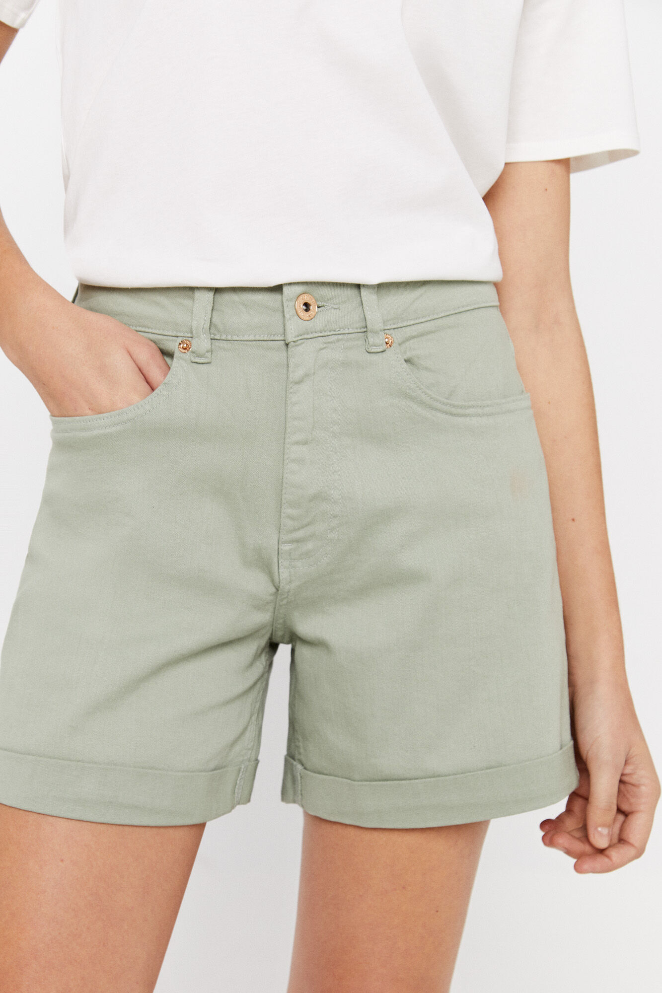 Calções de ganga com 5 bolsos - Verde