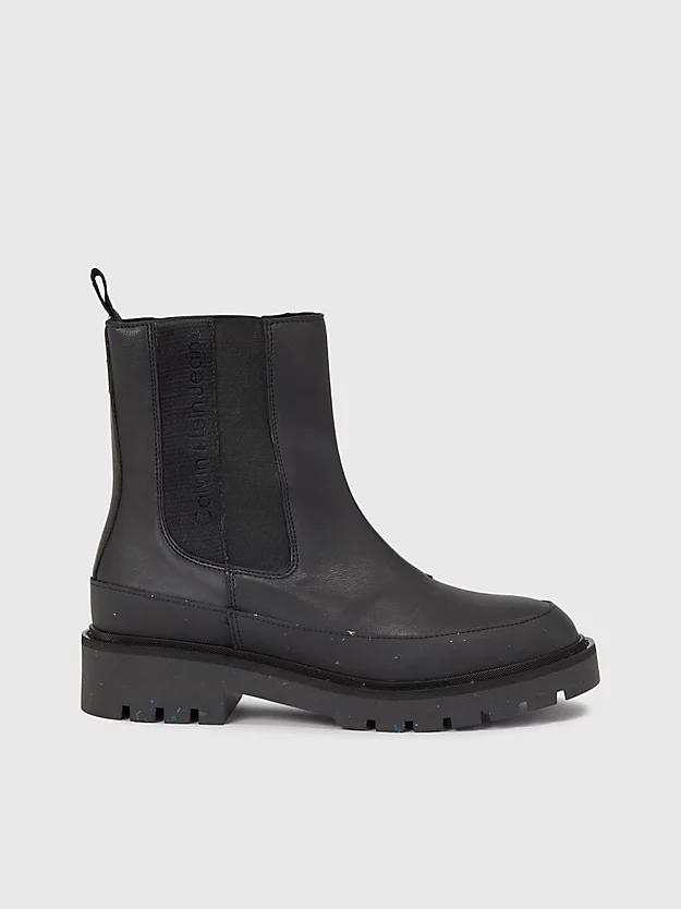Botas de cano curto em couro sintético