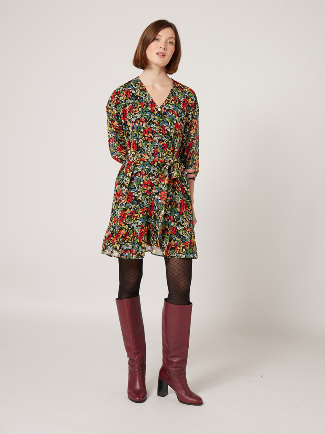 Robe courte imprimée ceinturée