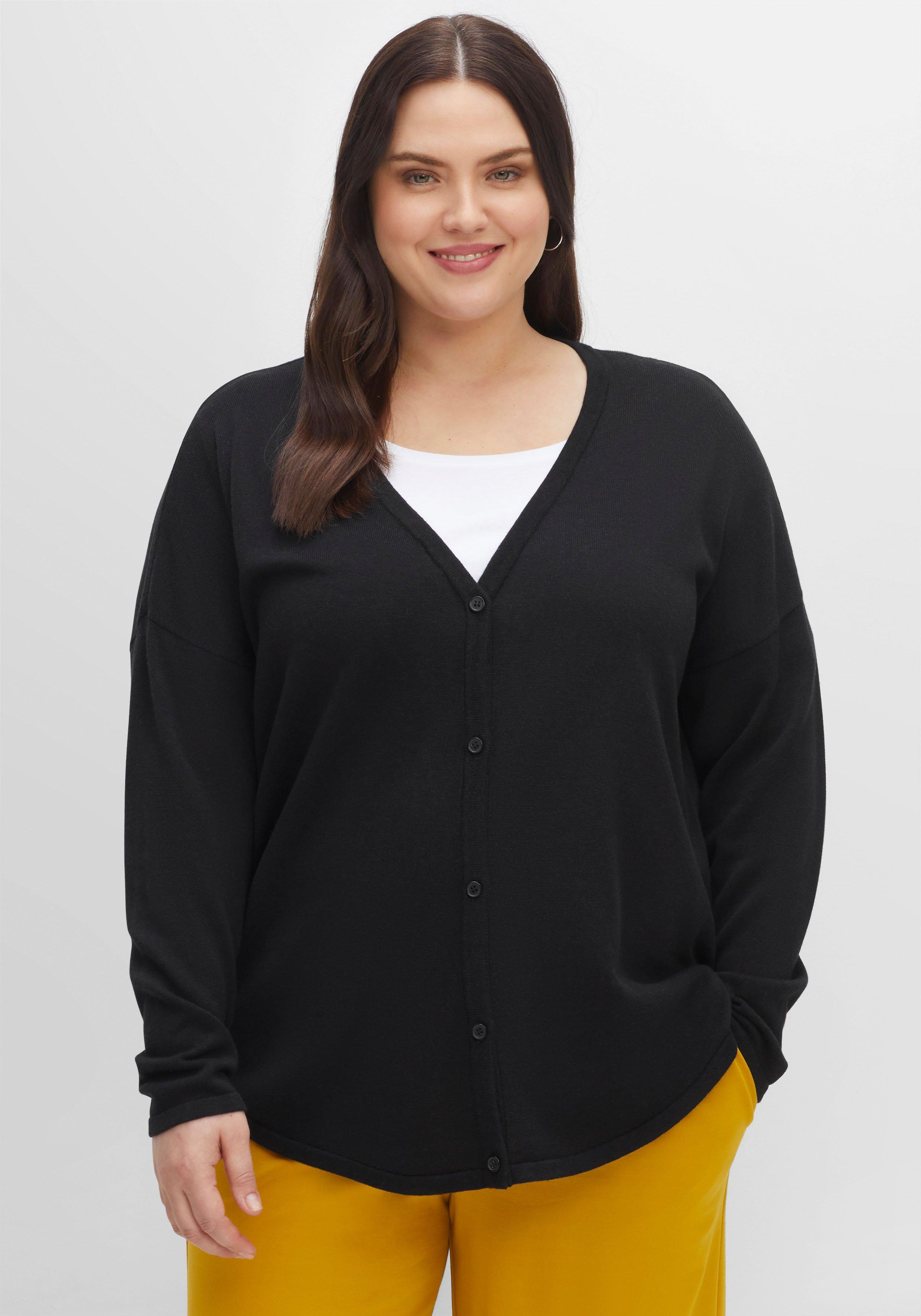 Strickjacke mit V-Ausschnitt und gerundetem Saum
