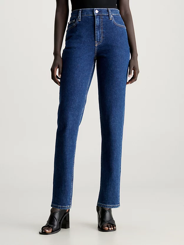 Calça jeans de mãe