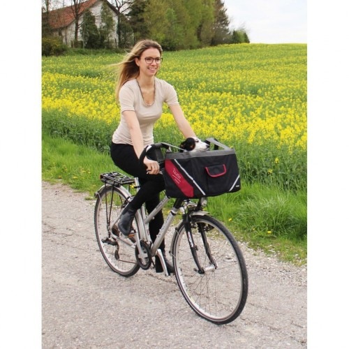 Transportador preto para animais de estimação para bicicleta