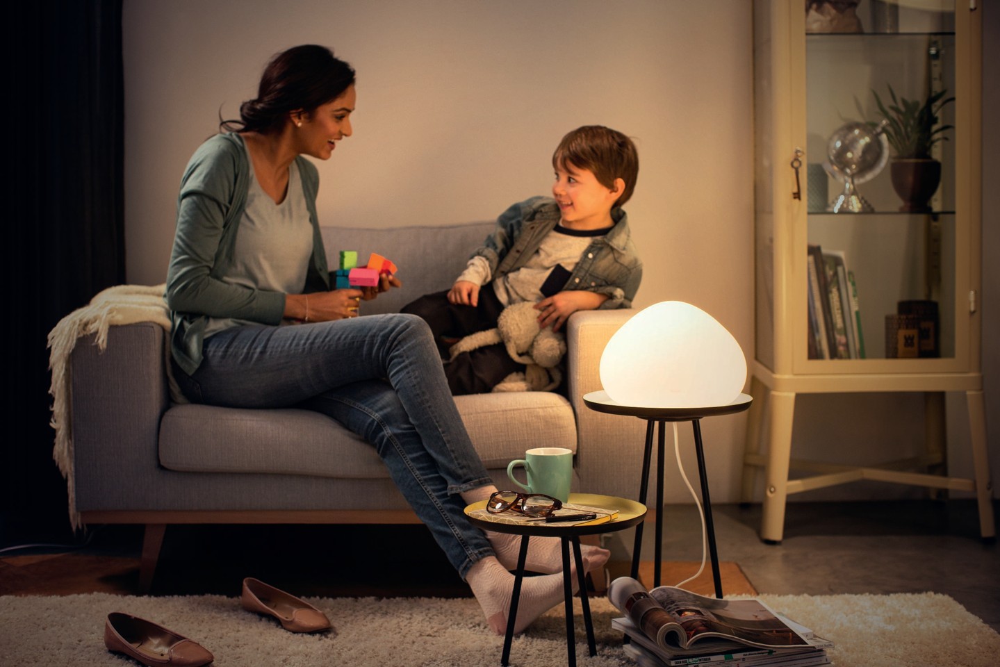 Philips Hue - Wellness Hue Table Lamp- White Ambiance