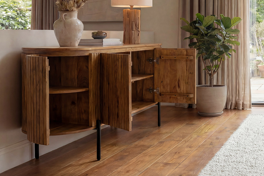 Massives Sideboard GATSBY 160cm natur Mangoholz schwarz Metall mit Lamellenfront