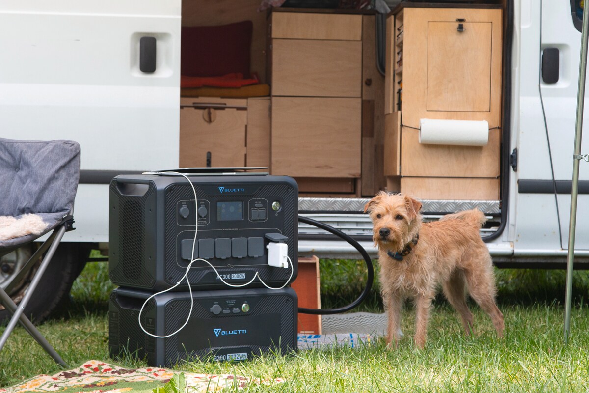 BLUETTI Portable Power Station AC300 (Inverter, ohne Akku)