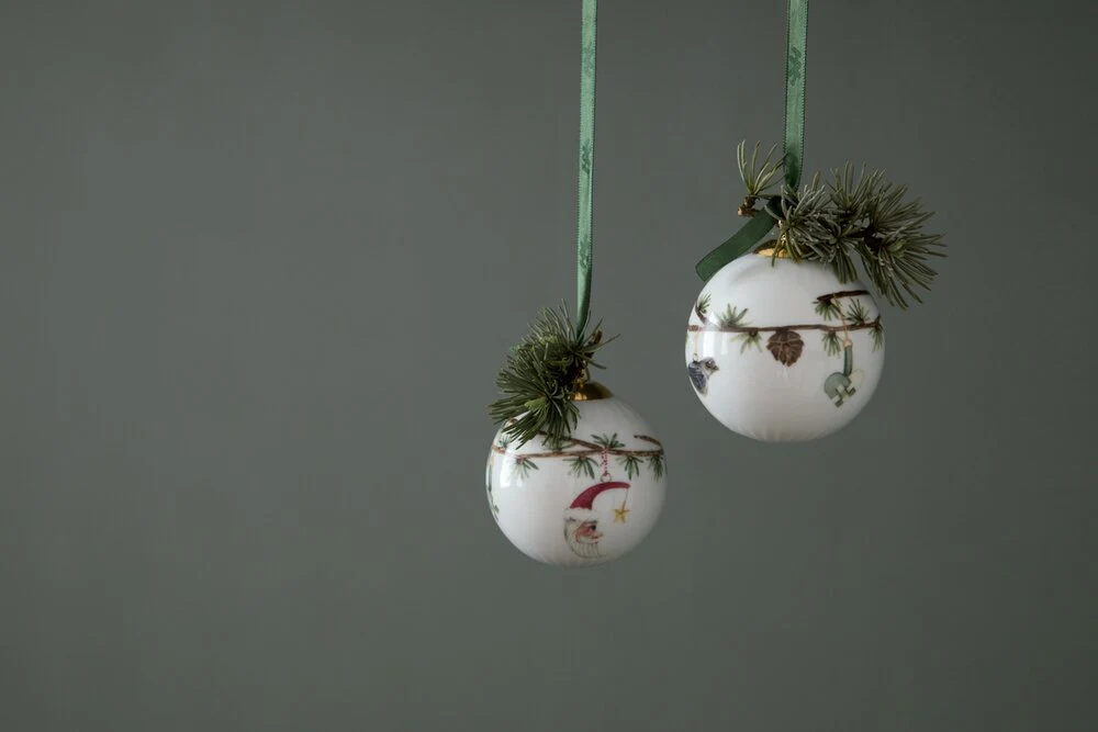 Kähler  Hammershøi Christmas kugle 2019, hvid m. deko - Ø6 cm.