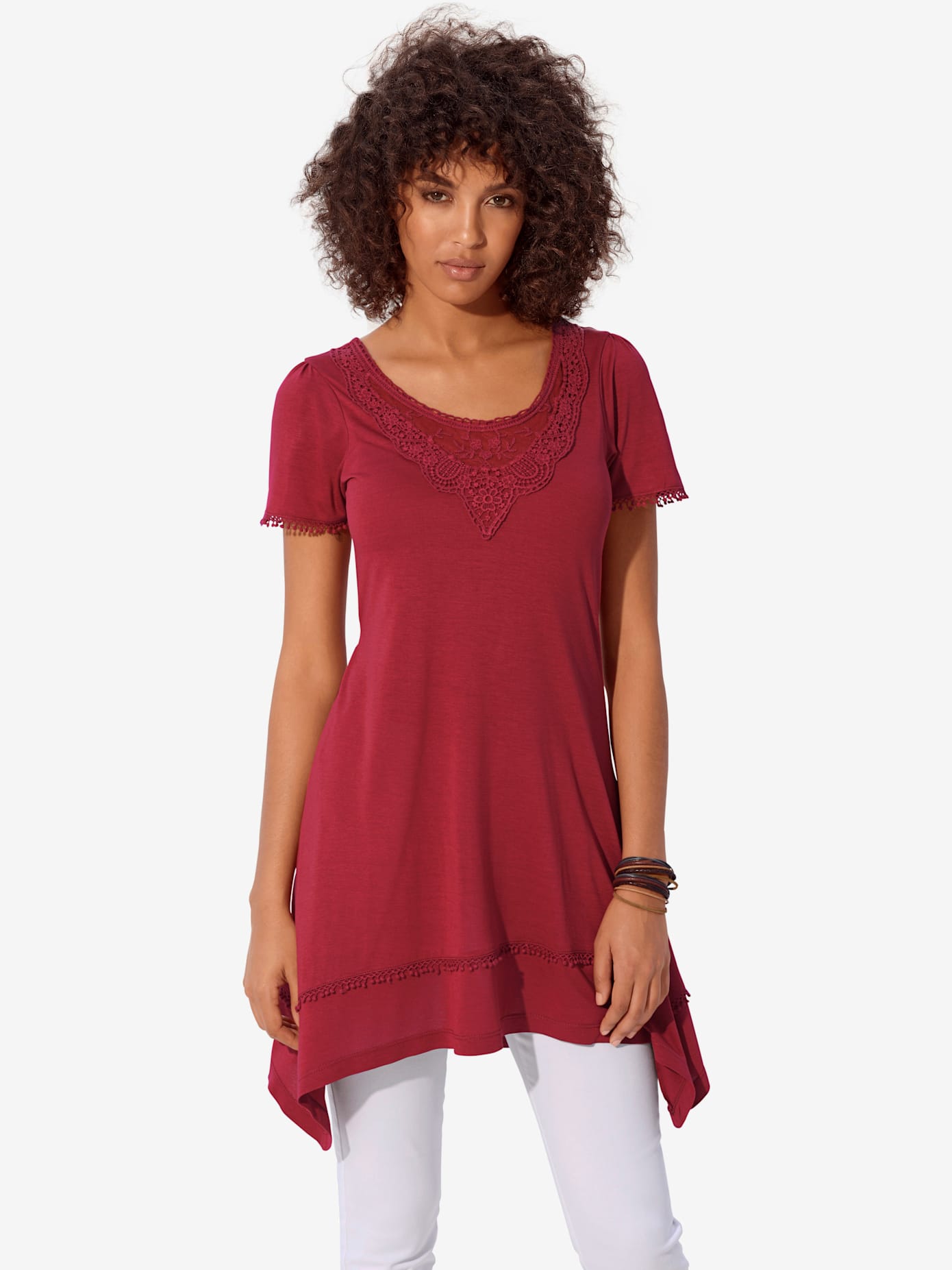 T-shirt long superbes détails en dentelle à l'encolure