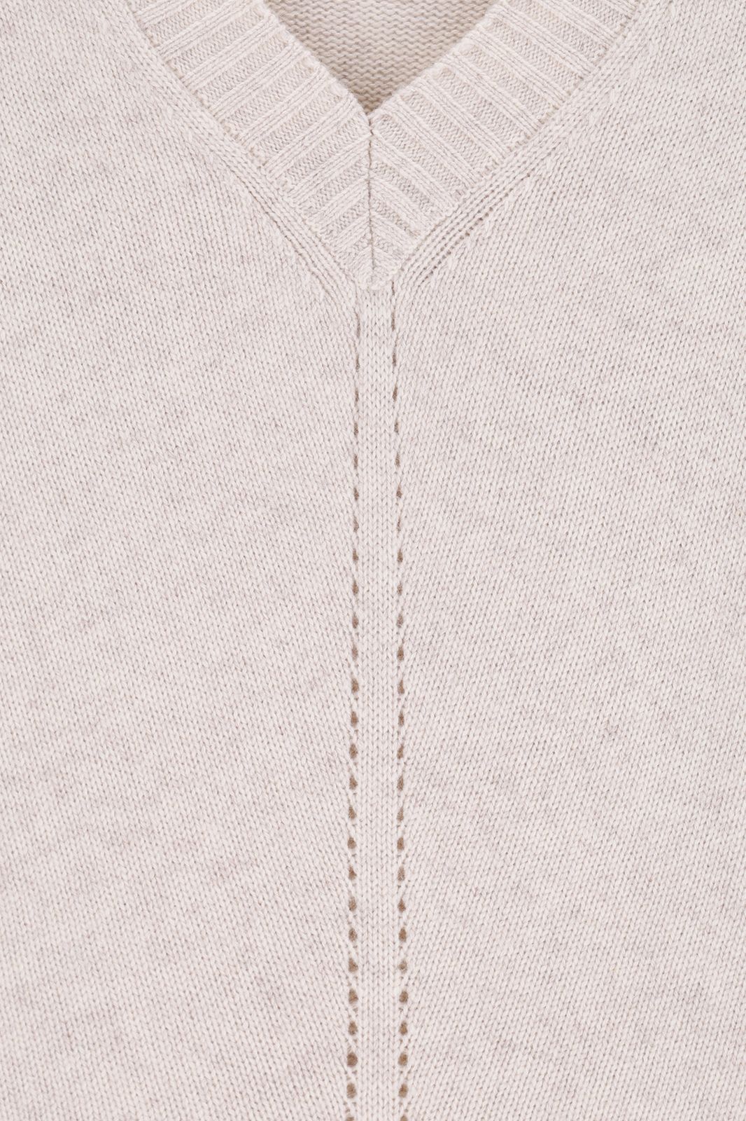 Beige gebreide trui met v-hals