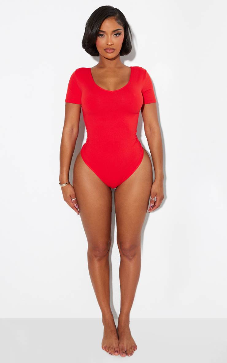 Bright Red Body À Manches Courtes Col V Sculpté Shape