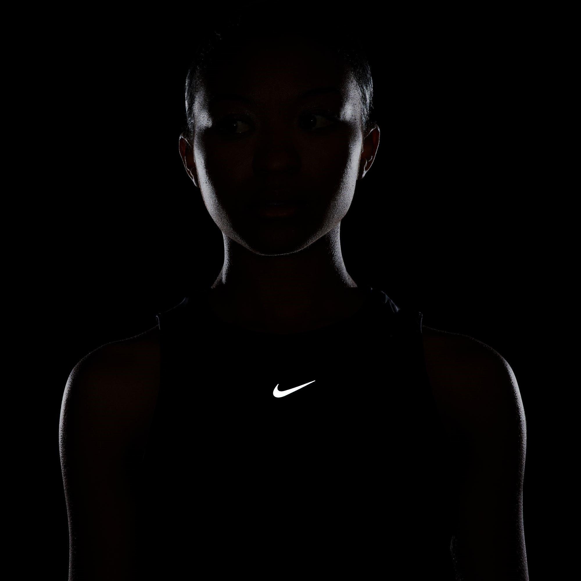 Nike One Classic Womens Dri FIT Fitness Tank Top
