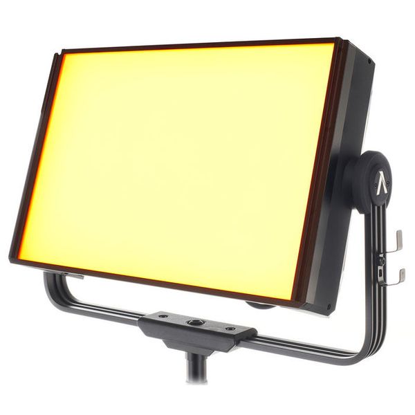 Aputure Nova P300C Kit