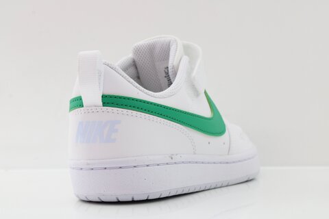 Nike Sneaker