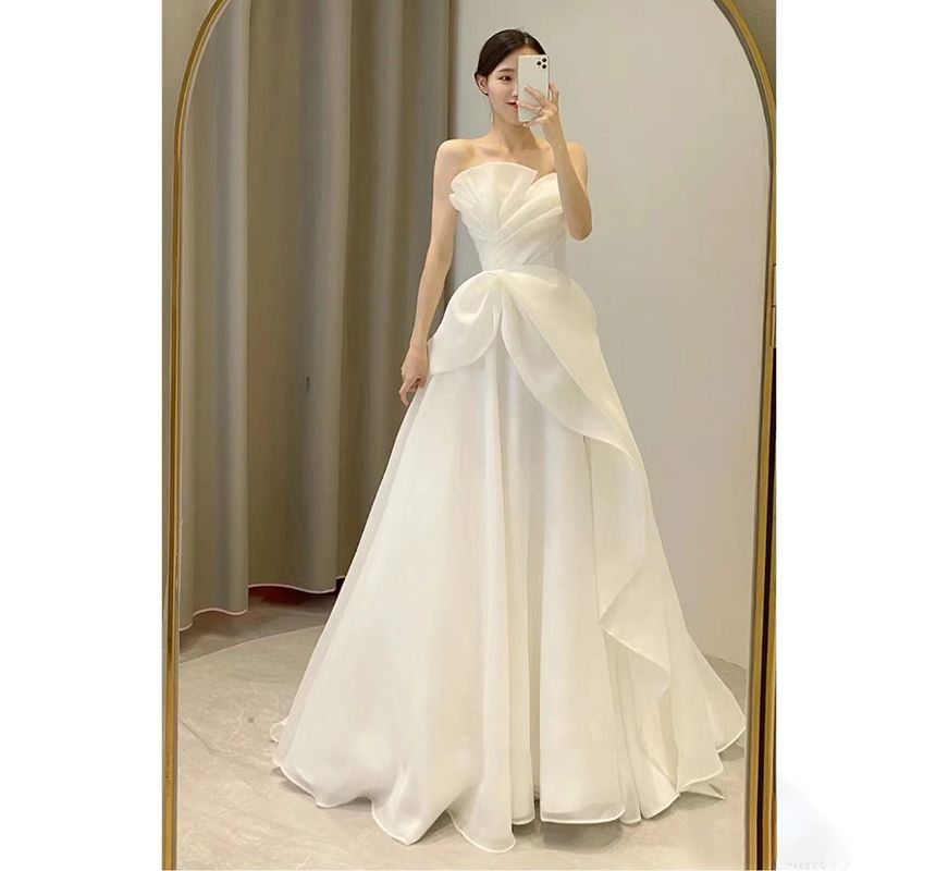 DreesHouse - Strapless A-lijn trouwjurk met smokwerk