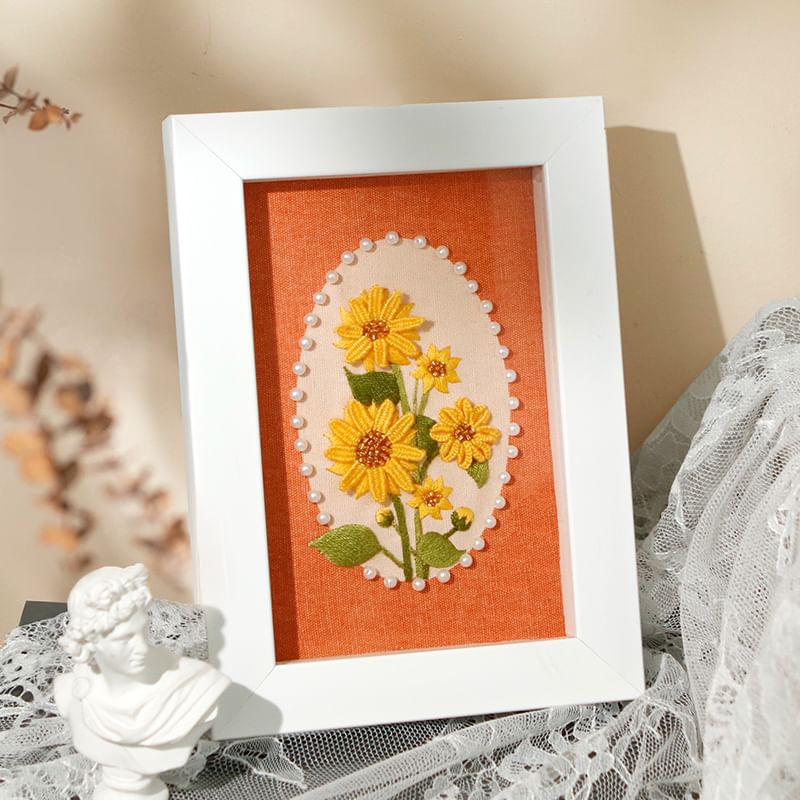 Embroidery Kingdom - DIY-borduurpakket met bloemen (verschillende ontwerpen)