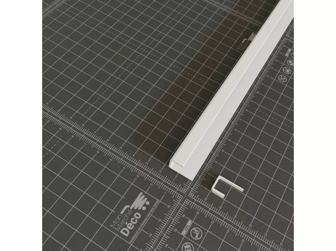 Profil d'Arrêt PVC 8 mm - Longueur 2.60 m - Blanc