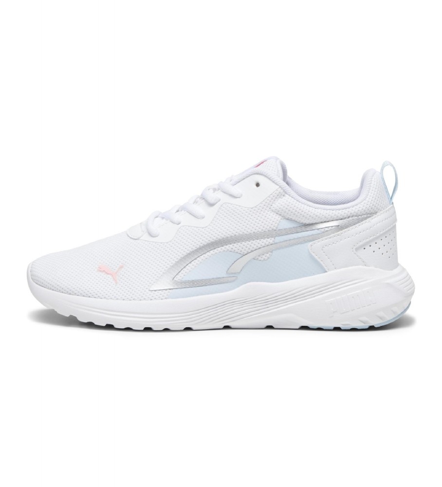 Tênis Puma All-Day Active, branco e cinza.