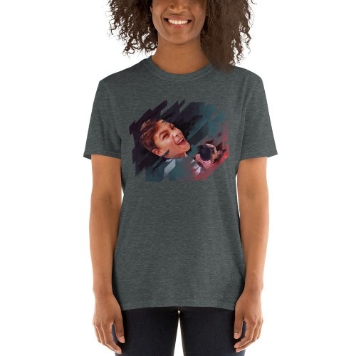 Camiseta eletrônica feminina Mascochula personalizada com seu animal de estimação, cinza escuro.