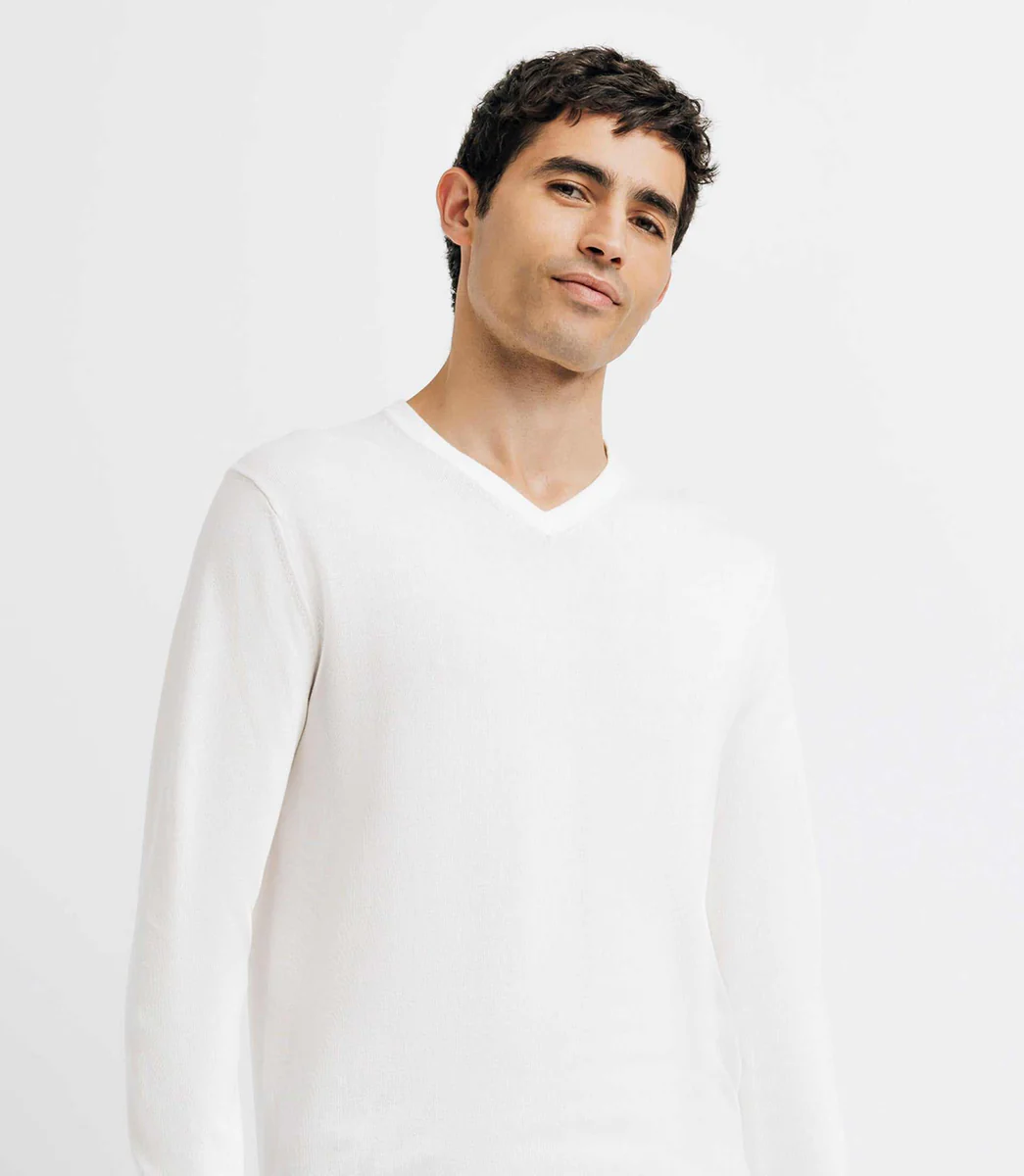 Pull col V blanc