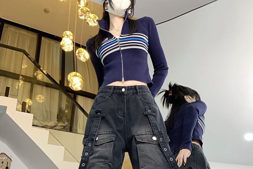 RONIN - Low Rise Washed Wide Leg Cargo Jeans