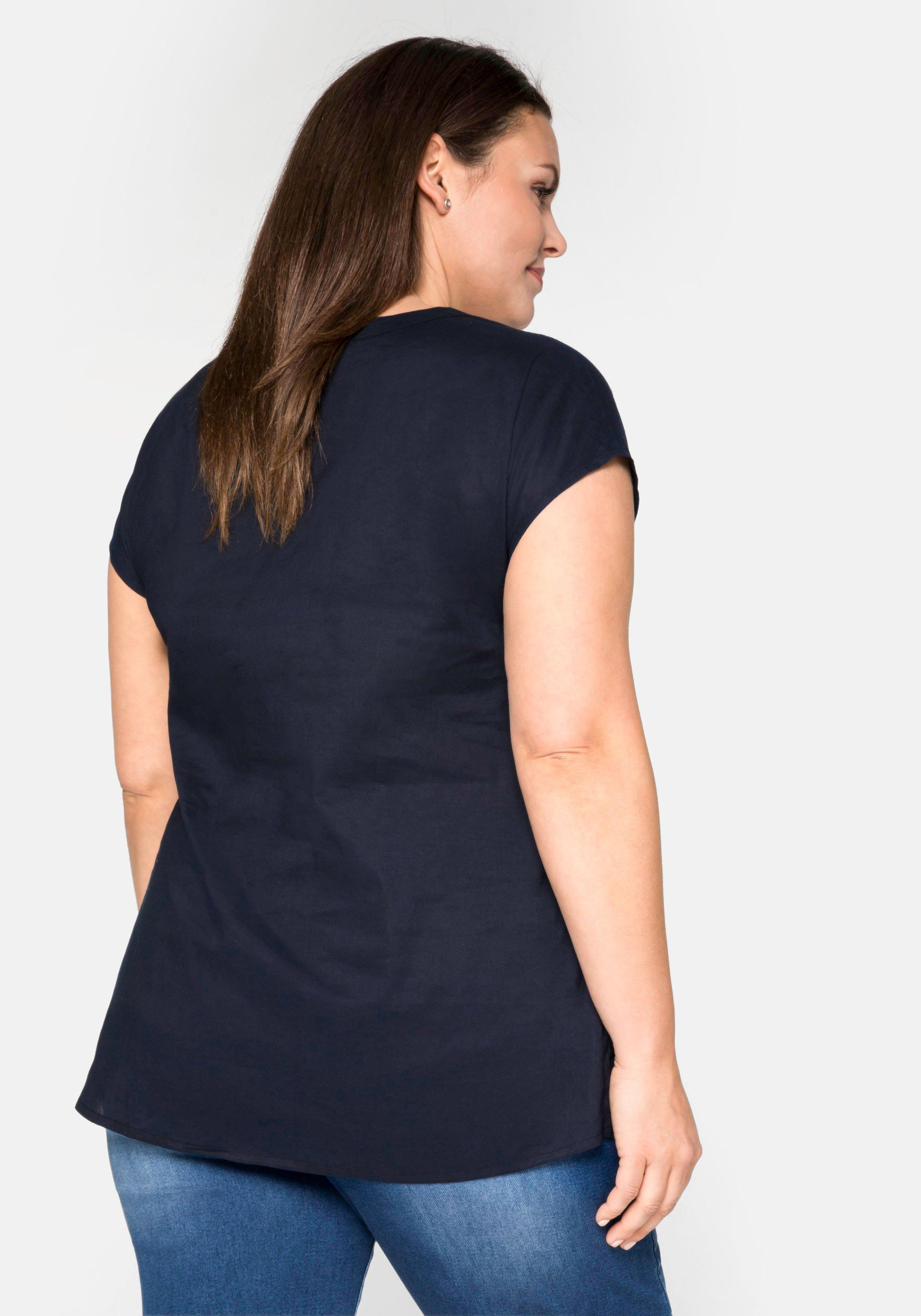 Bluse mit Spitze und V-Ausschnitt, aus Baumwolle