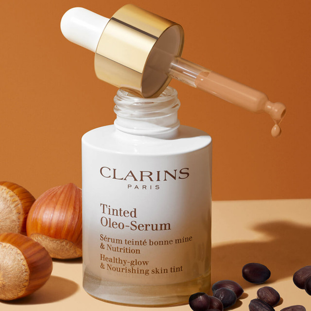 Tinted Oleo-Serum Fond de Teint Sérum CLARINS