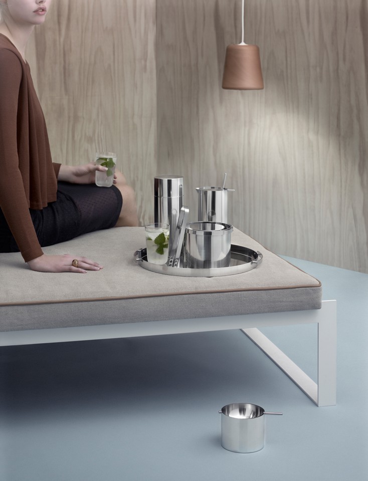 Stelton - Arne Jacobsen Cylinda - Serveringsbakke Ø33.5 cm