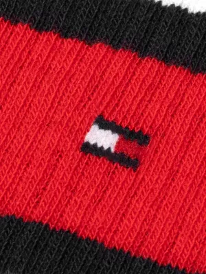 Pacote com 4 pares de meias infantis com estampa de bandeira.