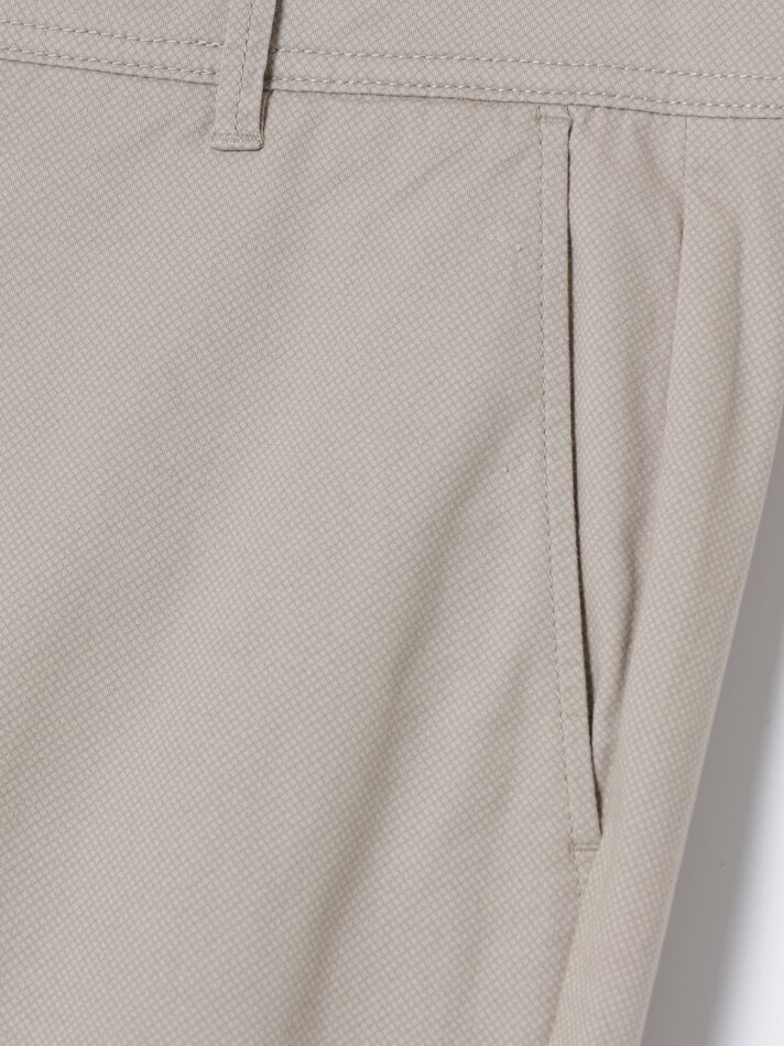Calça chino com microestampa - Areia