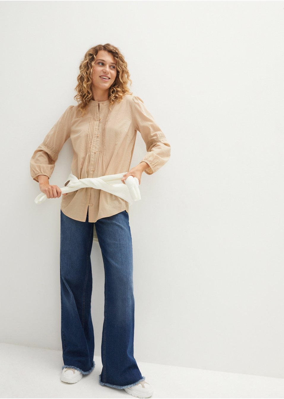 Blouse en coton à dentelle, manches 7/8