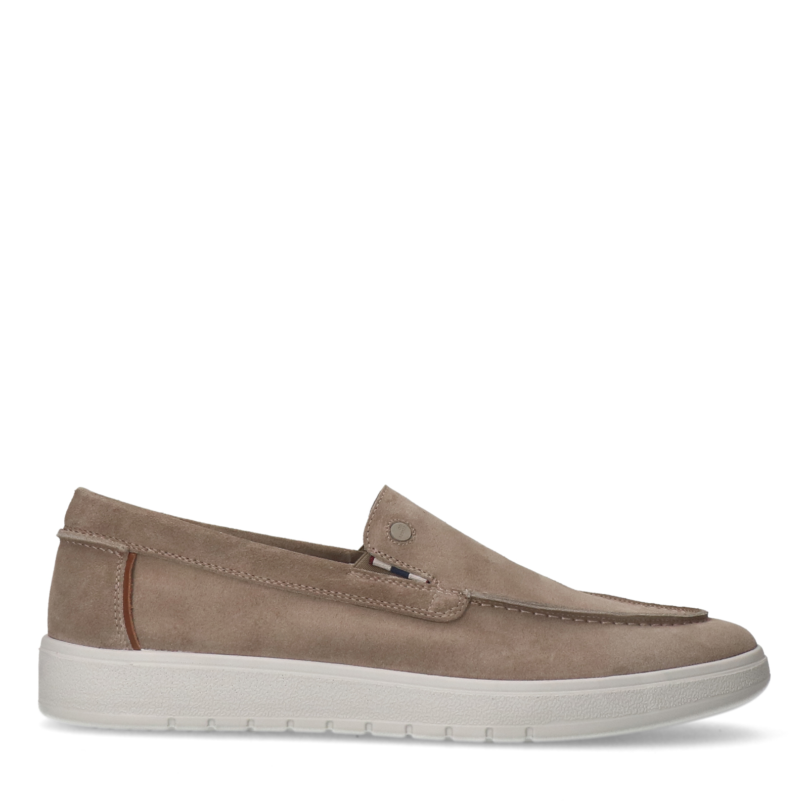 Beige suède loafers