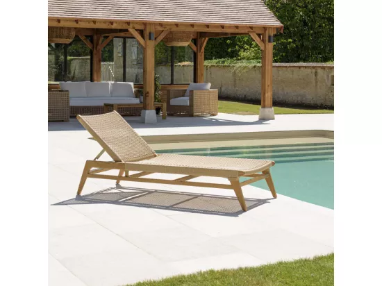 VALERIA - Bain de soleil en teck naturel et rotin synthétique beige