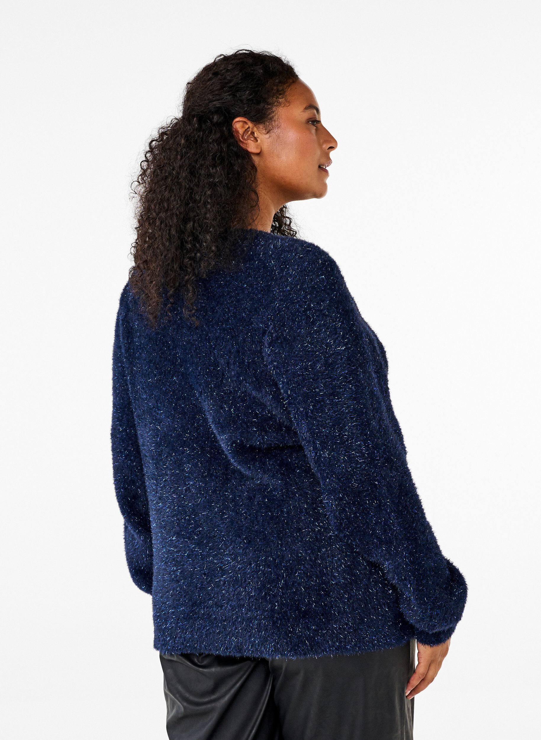 Strikbluse med glittertråd