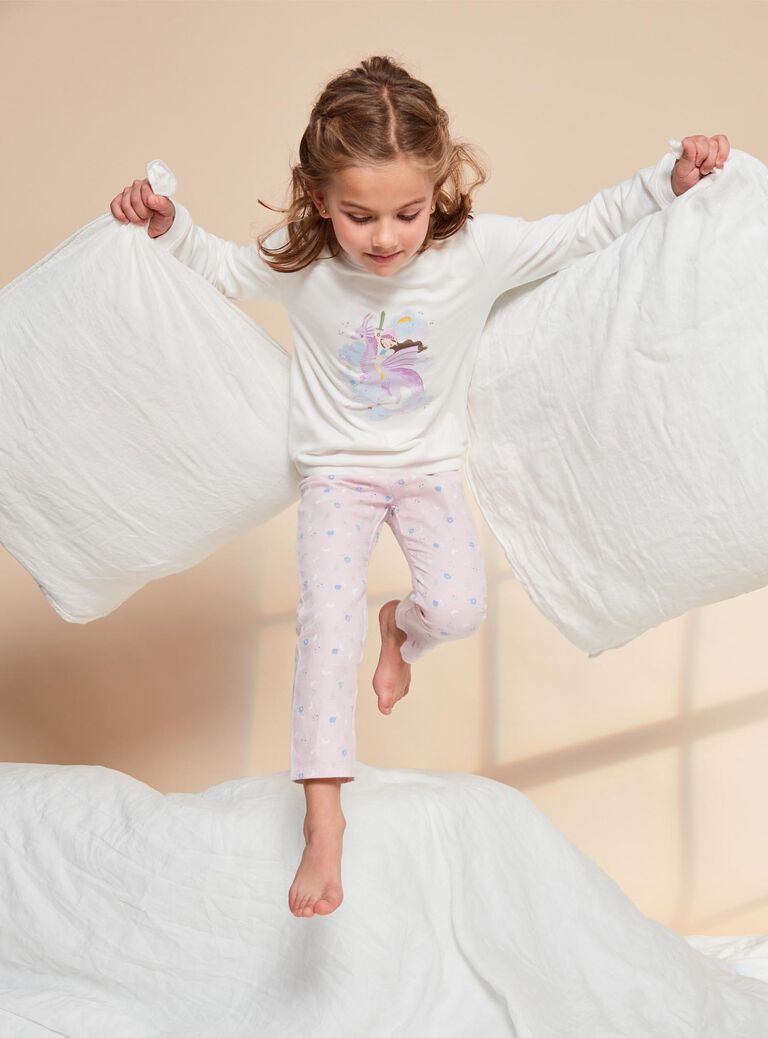 Ensemble pyjama à dragon et chevalière