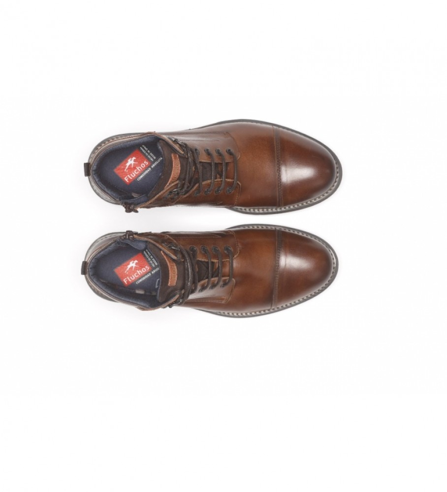 Botas de cano curto Fluchos em couro atoalhado F1342 marrom