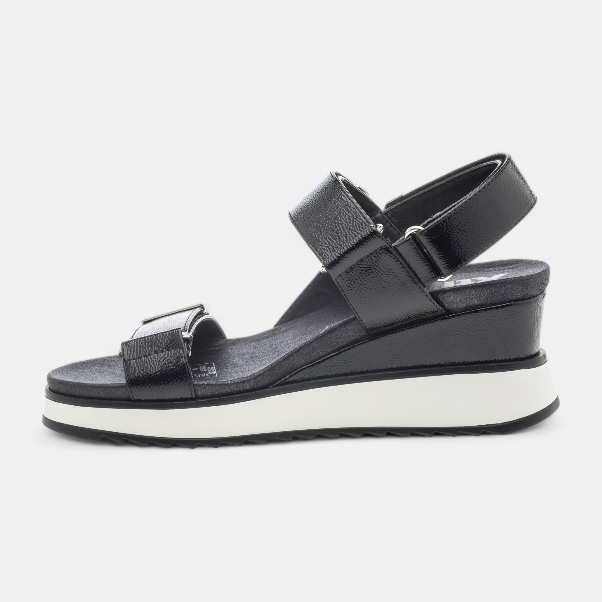 Sandales à talon compensé Femme noir vernis