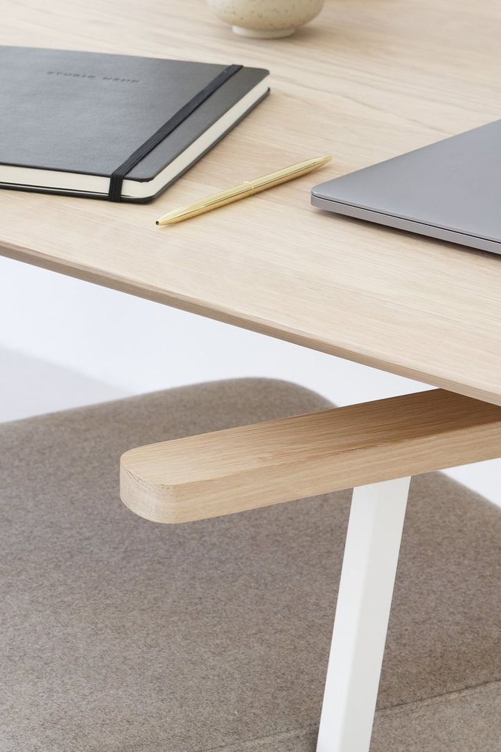Studio HENK   New Classic White Eettafel