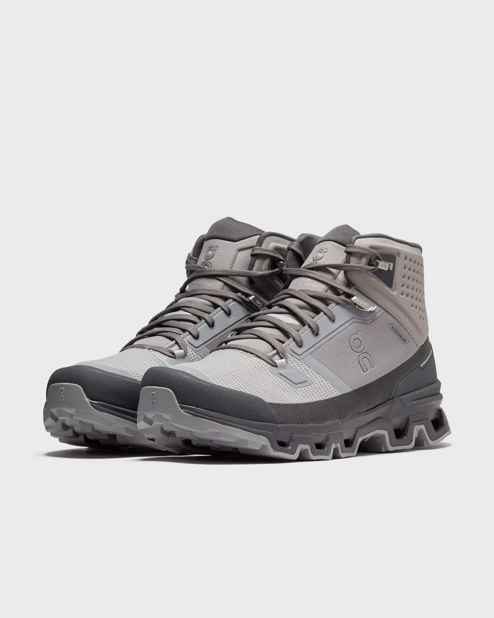ON Cloudrock Waterproof 2 M