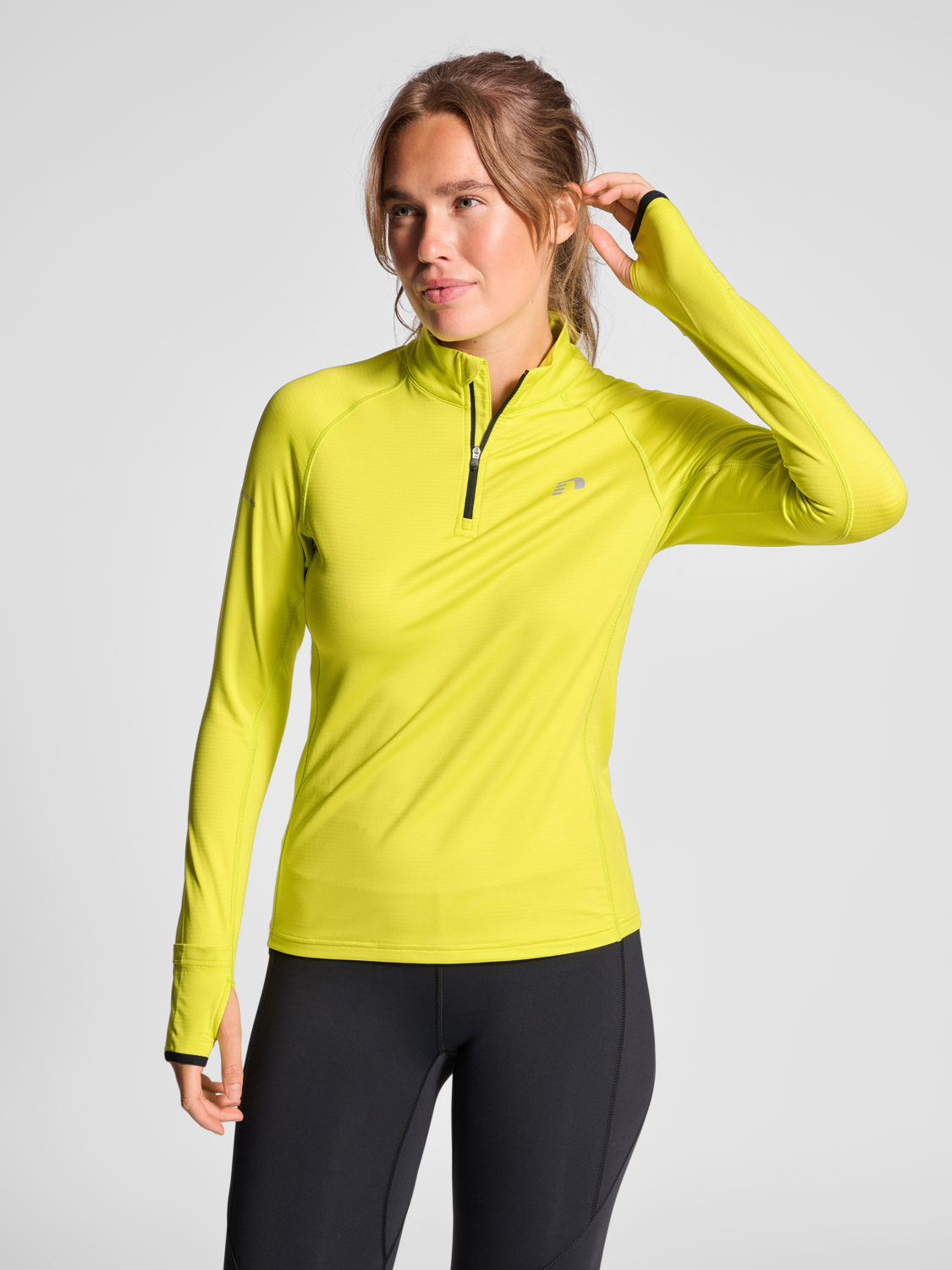 nwlLAKEWOOD 1/2 ZIP female